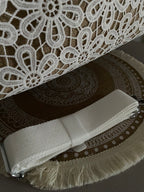 SAC CROCHET , CUIR  ET STRASS  BLANC