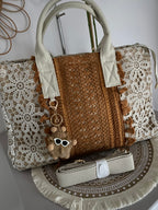 SAC CROCHET , ECRU ET CAMEL