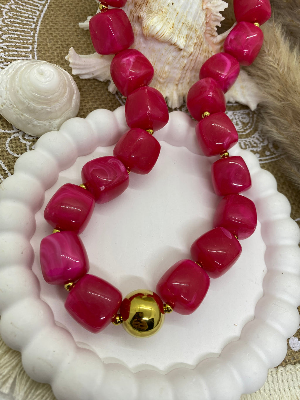 COLLIER RESINE POP CORN FUSHIA