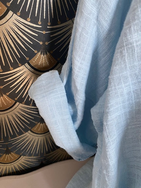 TOP MANUELLA  BLEU CIEL    TAILLE UNIQUE  36/44