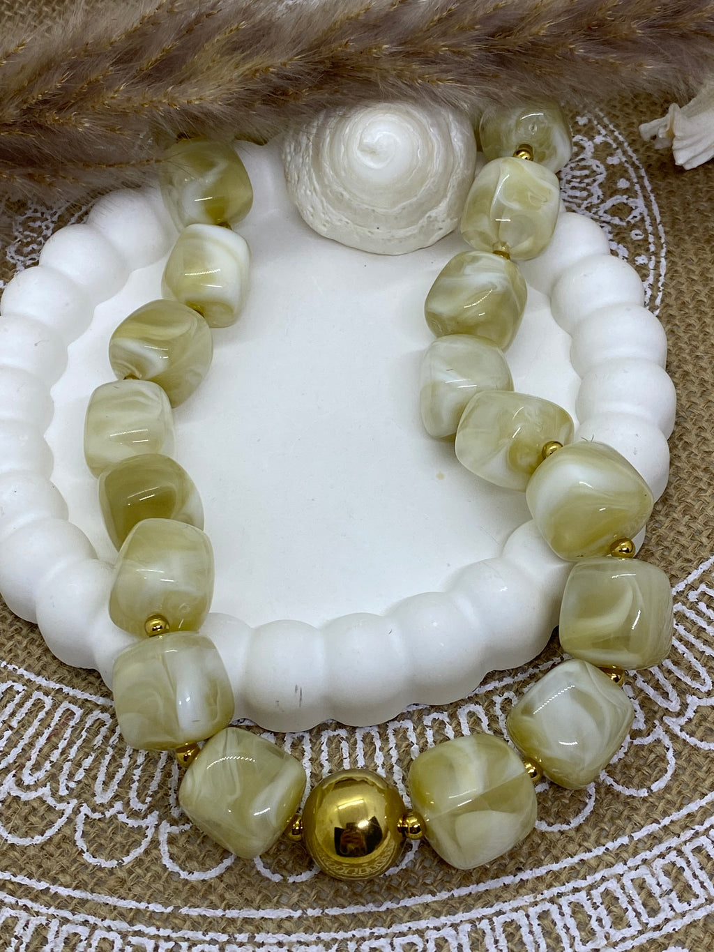 COLLIER RESINE POP CORN BEIGE