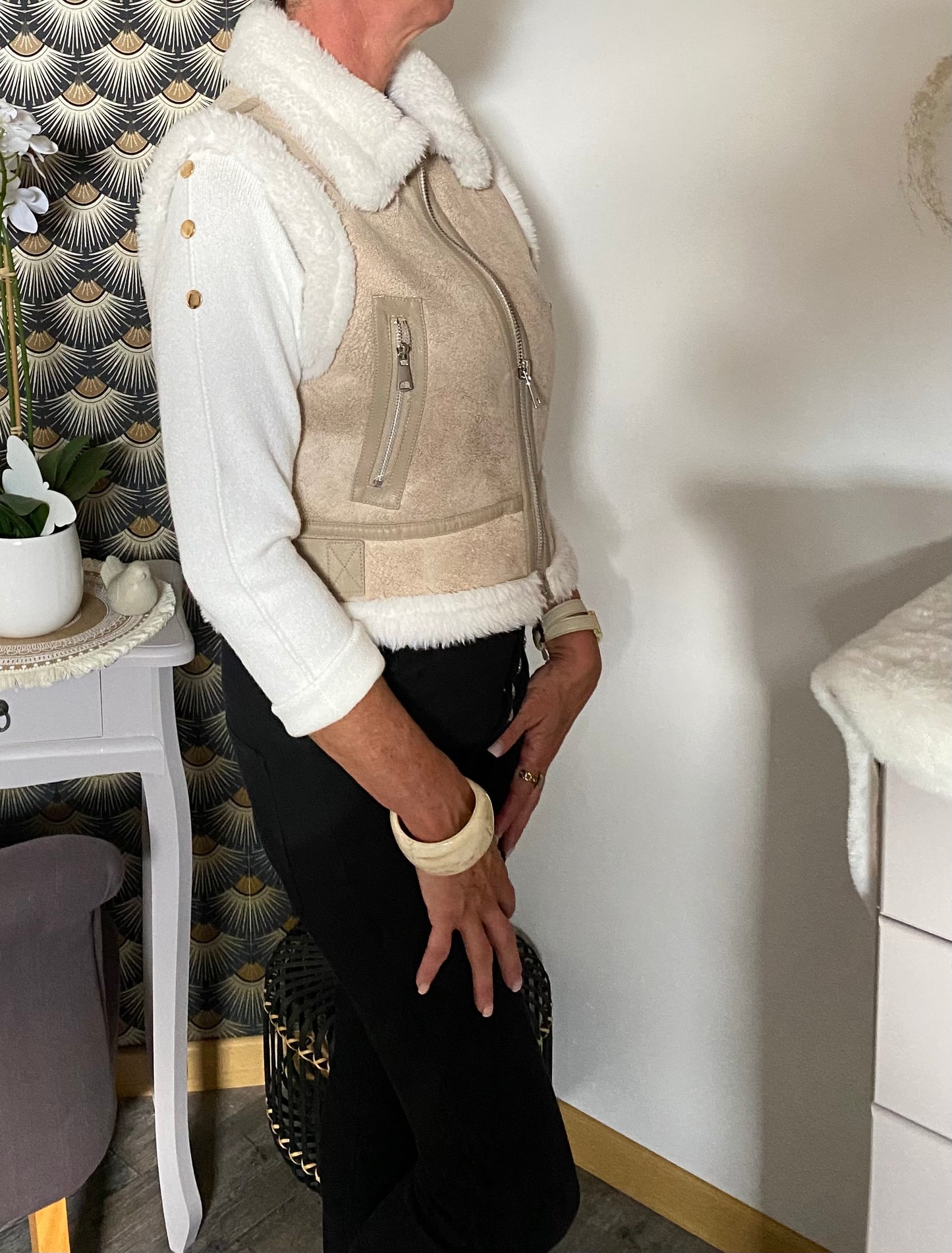 VESTE DESY  TAILLE M OU L