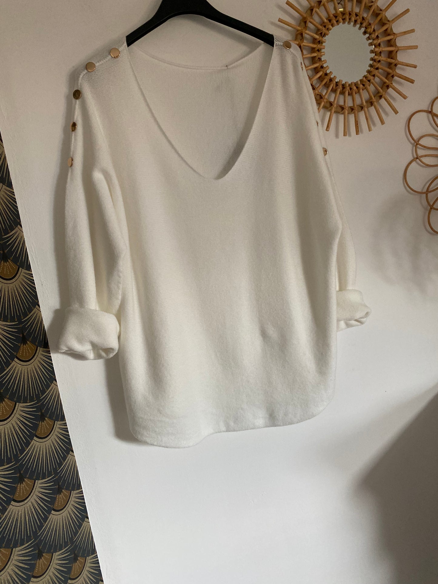 PULL BOUTONS DORES BLANC 36/44