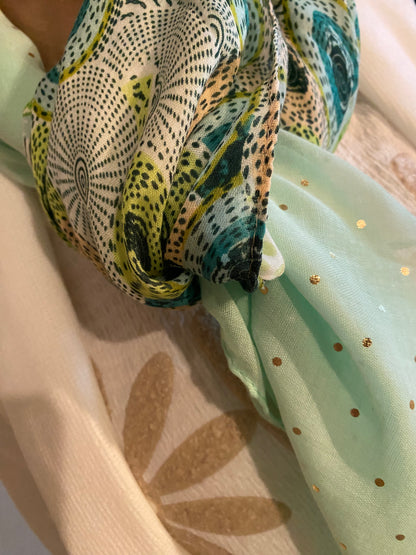 Foulard carré magique