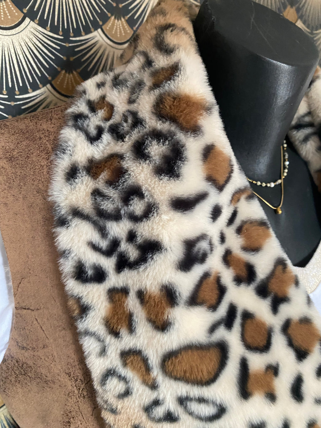 VESTE SANS MANCHE LEOPARD CAMEL   36/42 petit 44