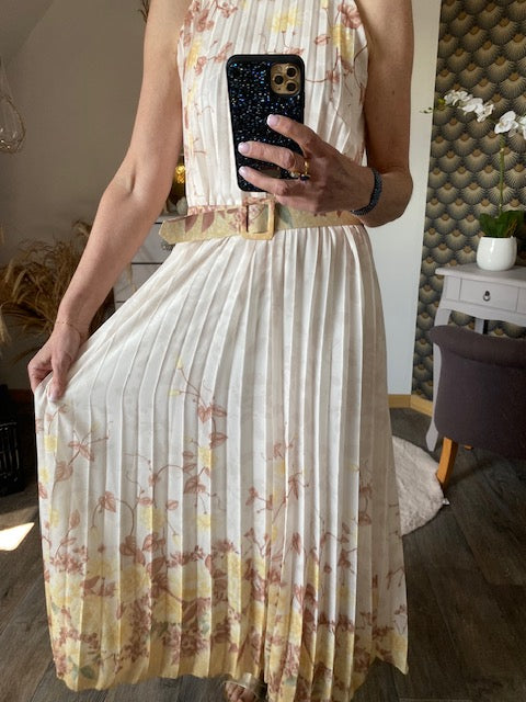 ROBE EVENEMENT  JAUNE  36/42 petit 44
