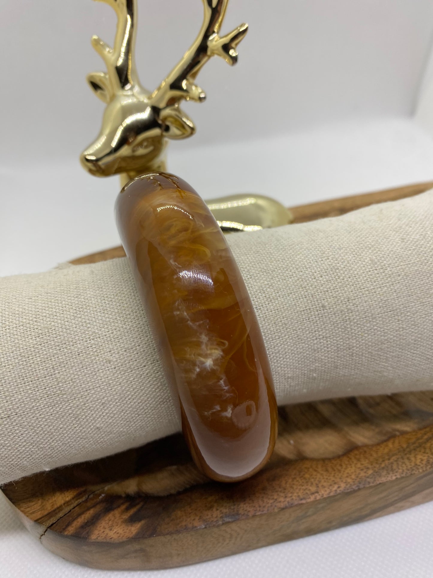 BRACELET RESINE ROND MARBRE CAMEL