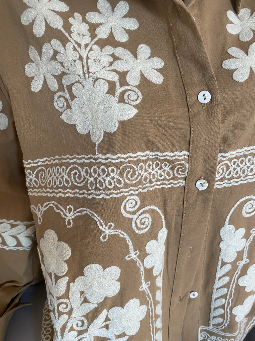 VESTE BRODEE KEZY CAMEL ET ECRU  TU M/L