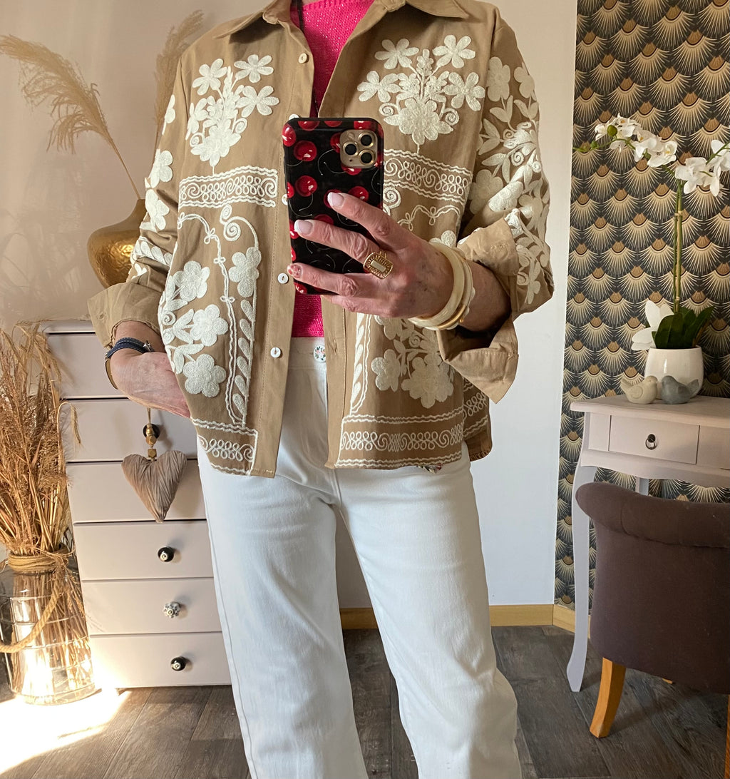 VESTE BRODEE KEZY CAMEL ET ECRU  TU M/L