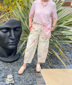 PANTALON FLEURI  TAILLE S/M OU ML