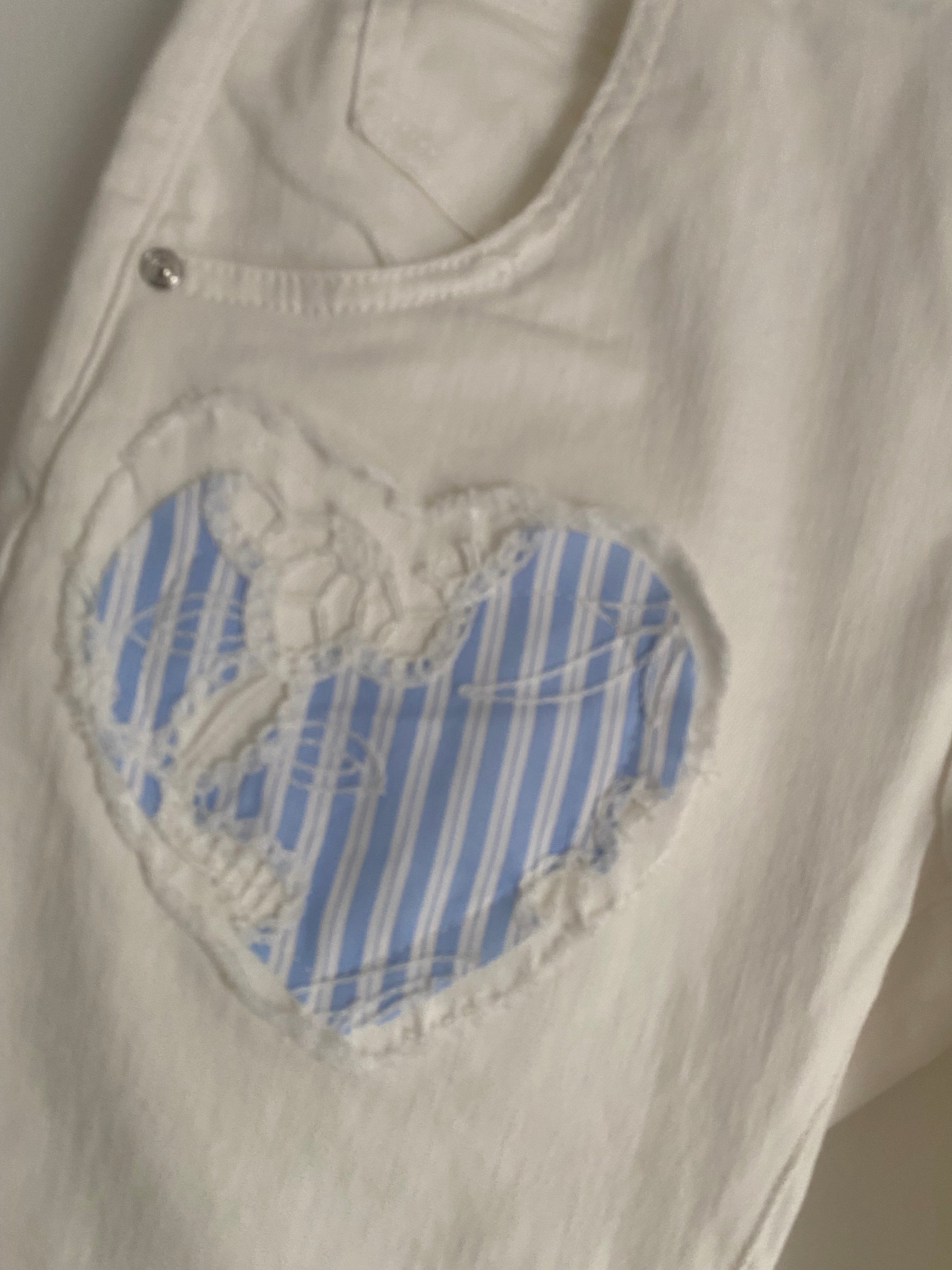 PANTALON JEAN BLANC COEUR  TAILLES :S/M/L