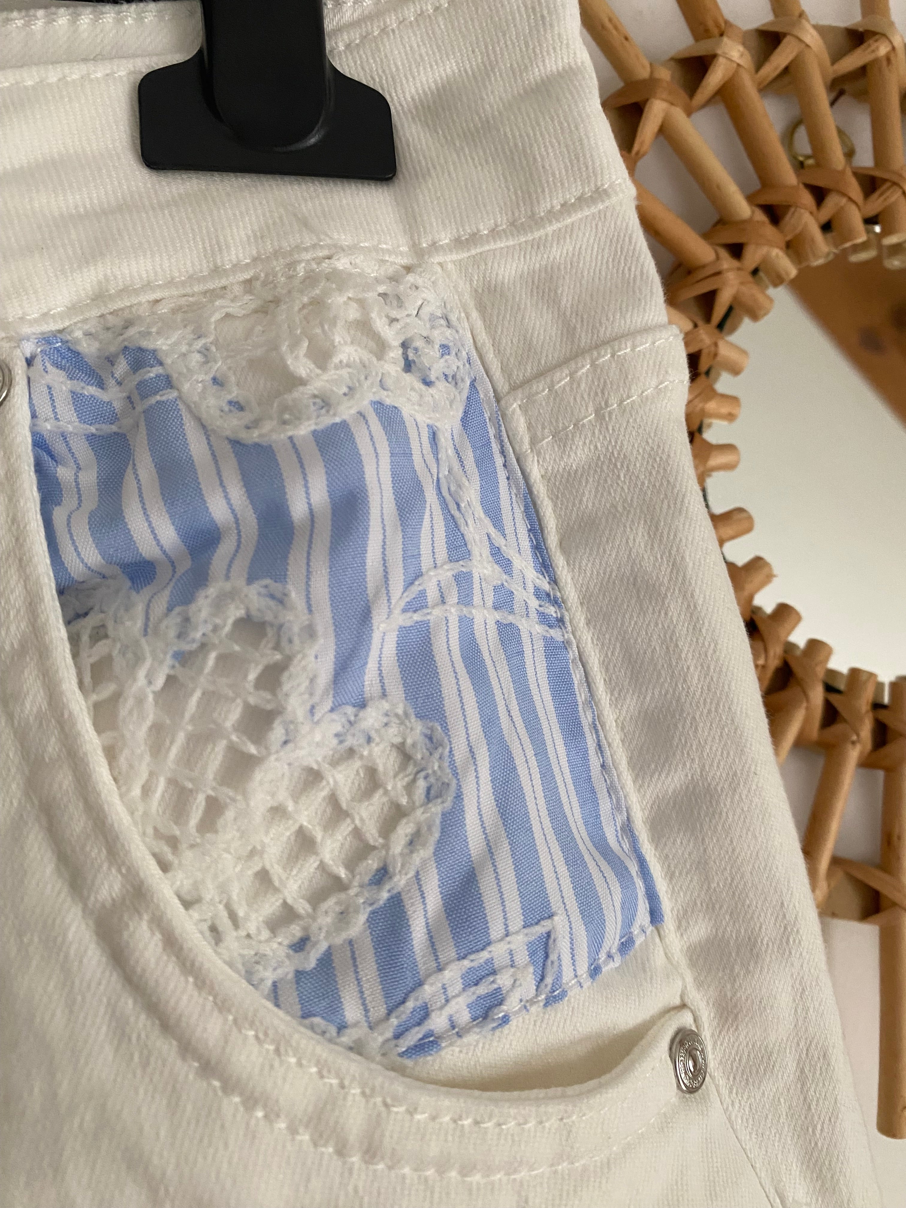 PANTALON JEAN BLANC COEUR  TAILLES :S/M/L