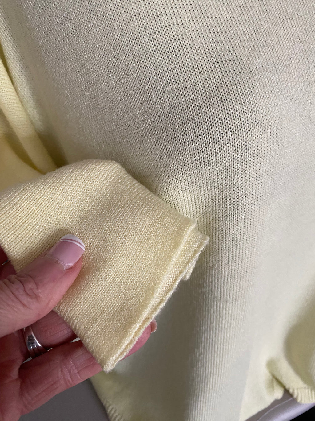 PULL FIN MILA TU 36/42  JAUNE PALE