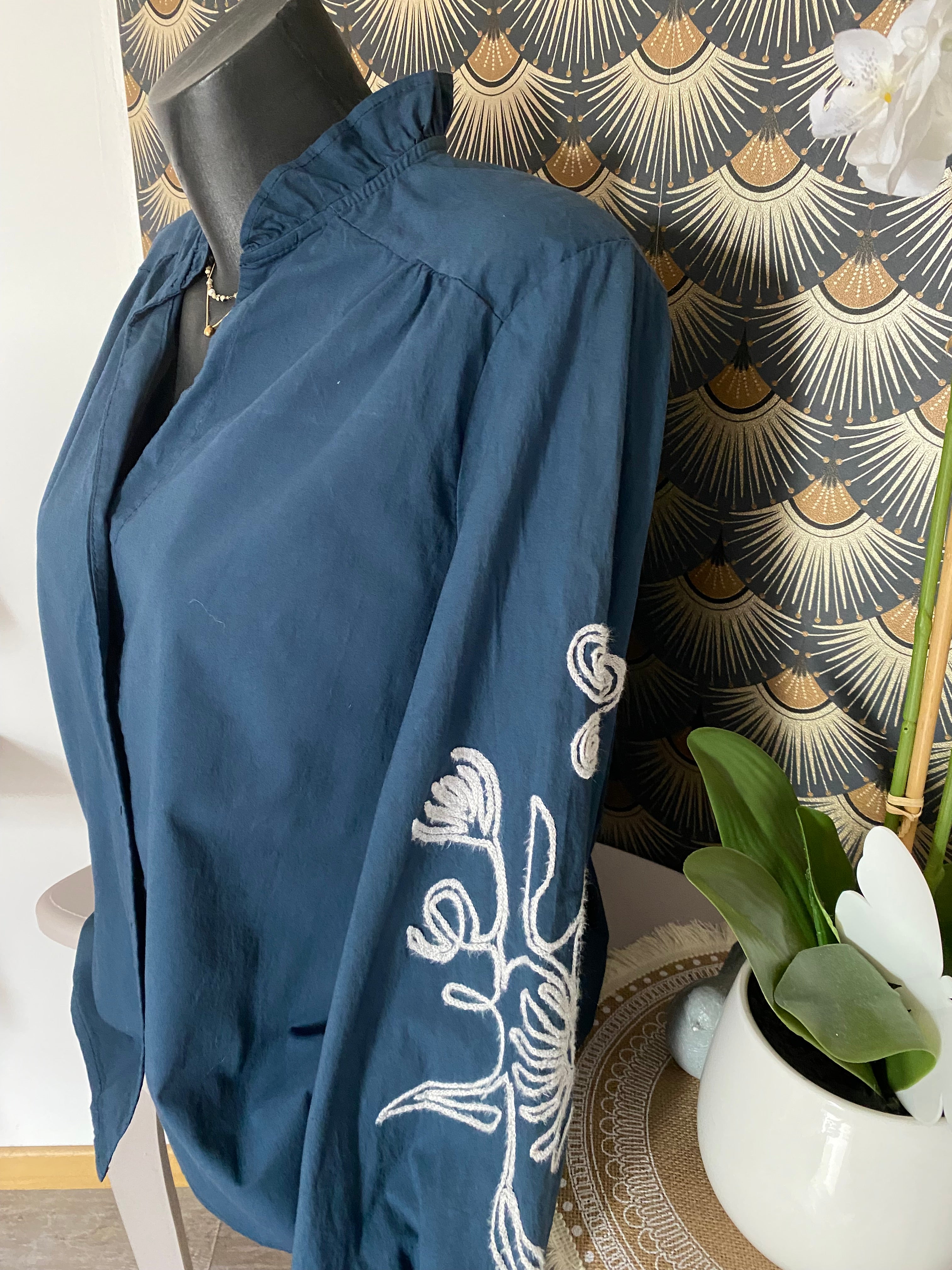 CHEEMISE BRODEE ISY BLEU MARINE    TU 36/44