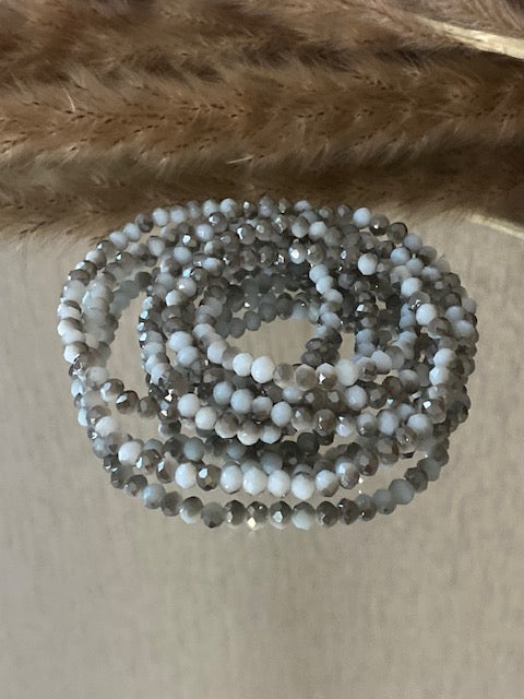 BRACELET COLLIER CRISTAL GRIS ET BLANC