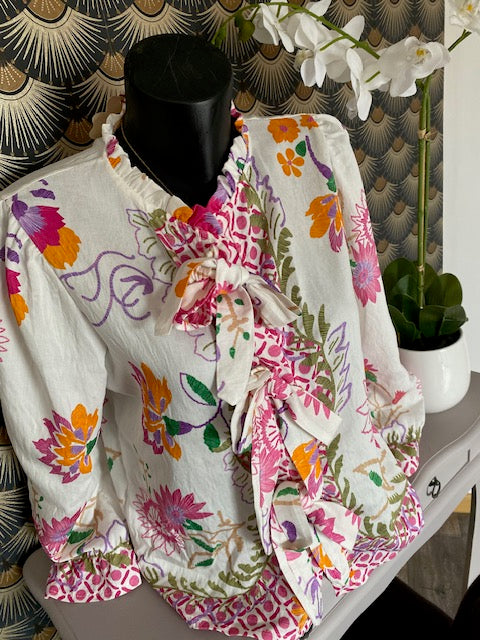 BLOUSE FLEURS AVEC NOEUDS  36/40 PETIT 42   5 COULEURS