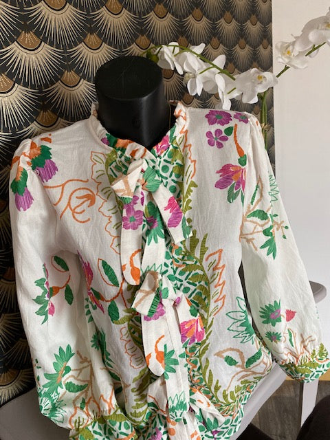 BLOUSE FLEURS AVEC NOEUDS  36/40 PETIT 42   5 COULEURS
