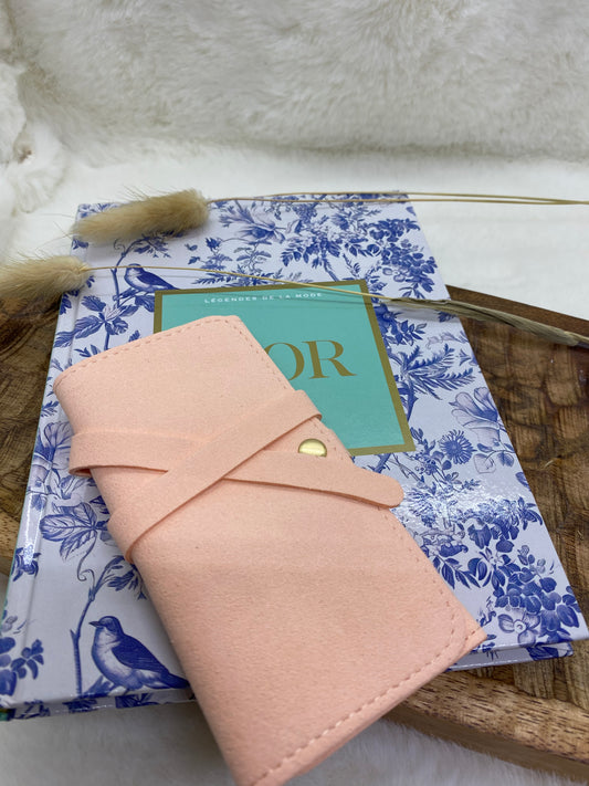 SAC RANGE BIJOUX  EN SUEDINE ROSE