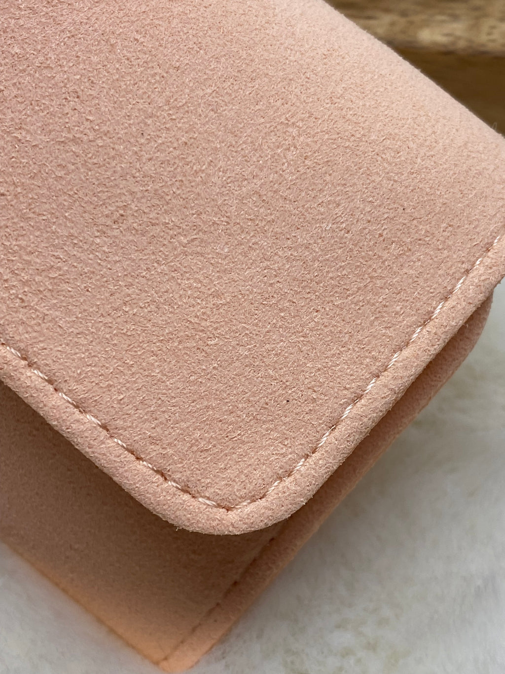 SAC RANGE BIJOUX  EN SUEDINE ROSE