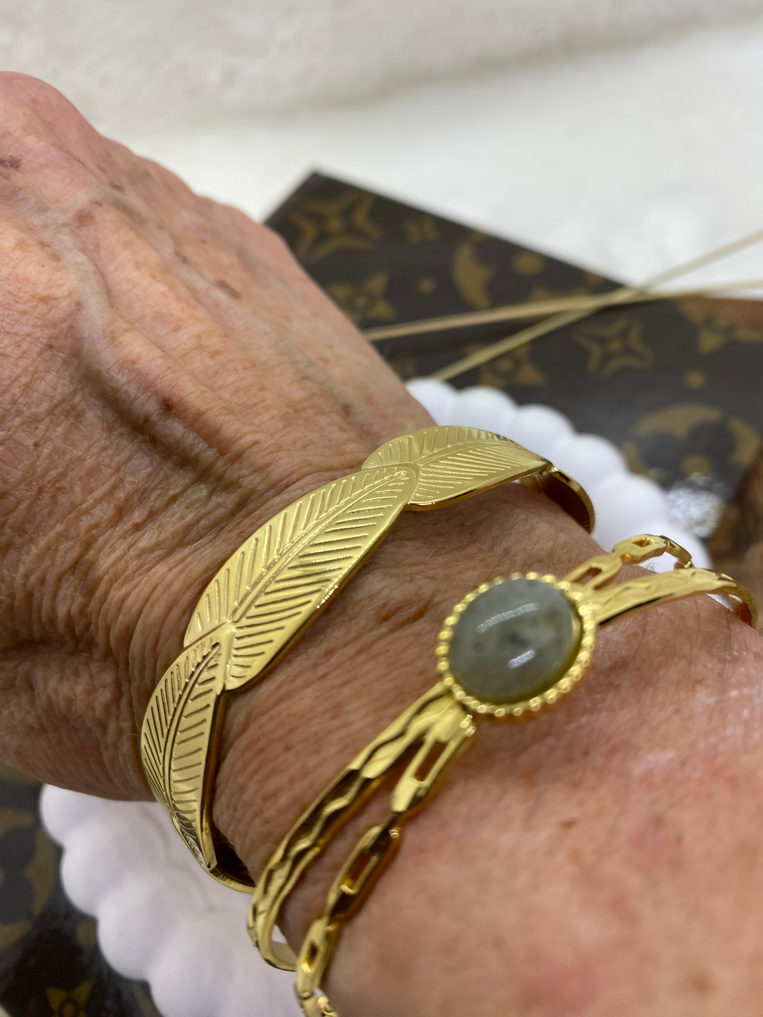 BRACELET MANCHETTE FEUILLE  ACIER INOXYDABLE