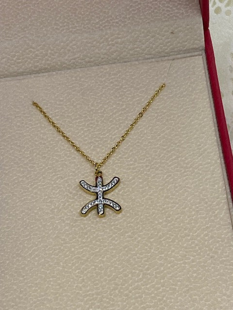 COFFRET  3    MONTRE PLUS PARRURE BRACELET ET COLLIER ACIER INOXYDABLE