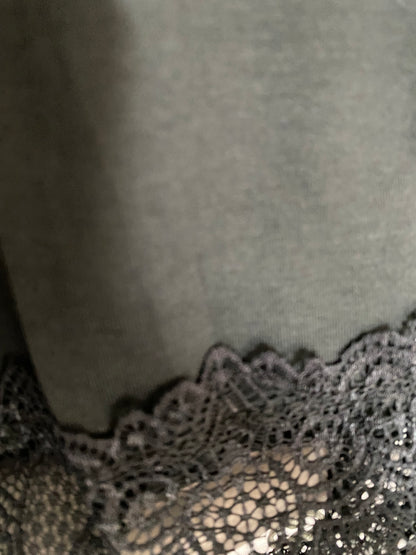 TOP DENTELLE 3  NOIR   TU 38/40 A 48