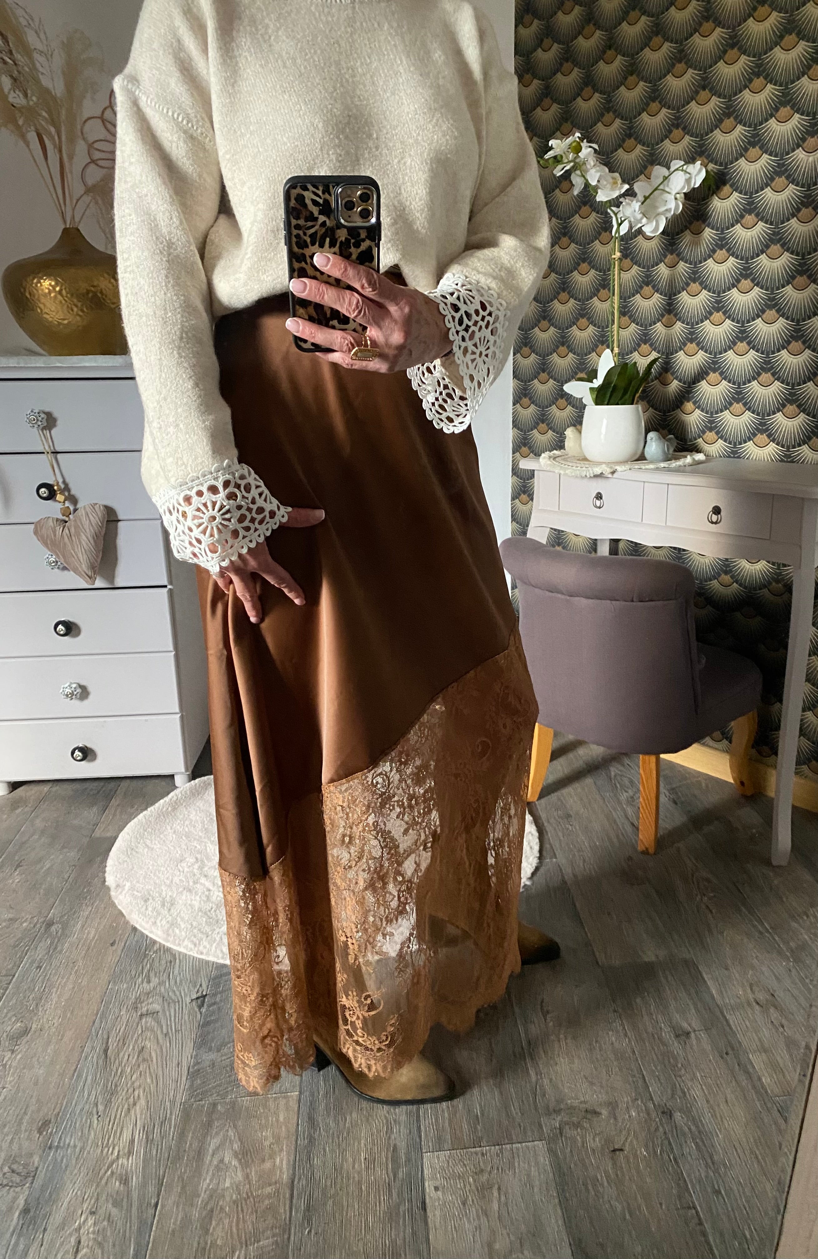 JUPE SATIN DENTELLE CAMEL    TU 38/44