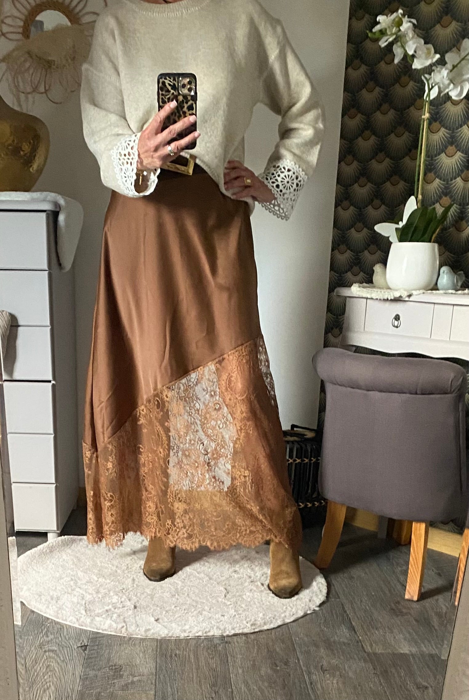 JUPE SATIN DENTELLE CAMEL    TU 38/44