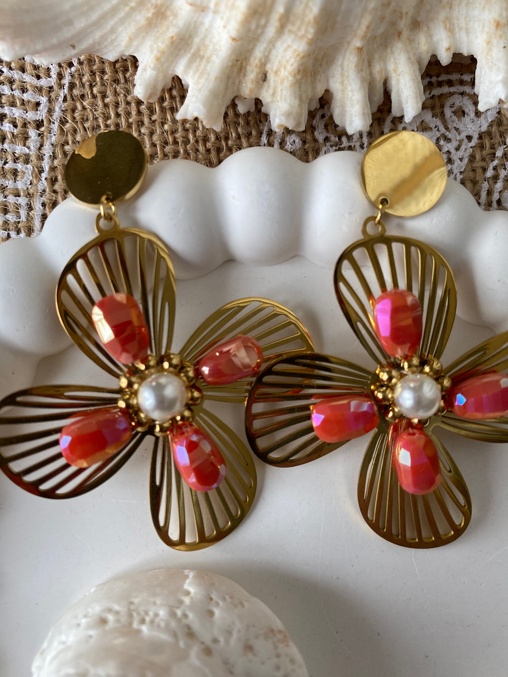 BOUCLES D'OREILLES FLEURS CORAIL  ACIER INOXYDABLE