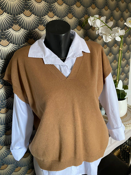 ENSEMBLE PULL SANS MANCHE ET CHEMISE   TU 36/44  CAMEL