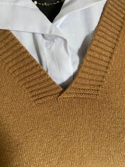 ENSEMBLE PULL SANS MANCHE ET CHEMISE   TU 36/44  CAMEL