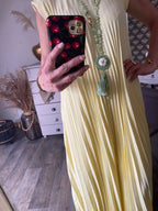 ROBE MAGIQUE  TU 36/46  JAUNE PALE