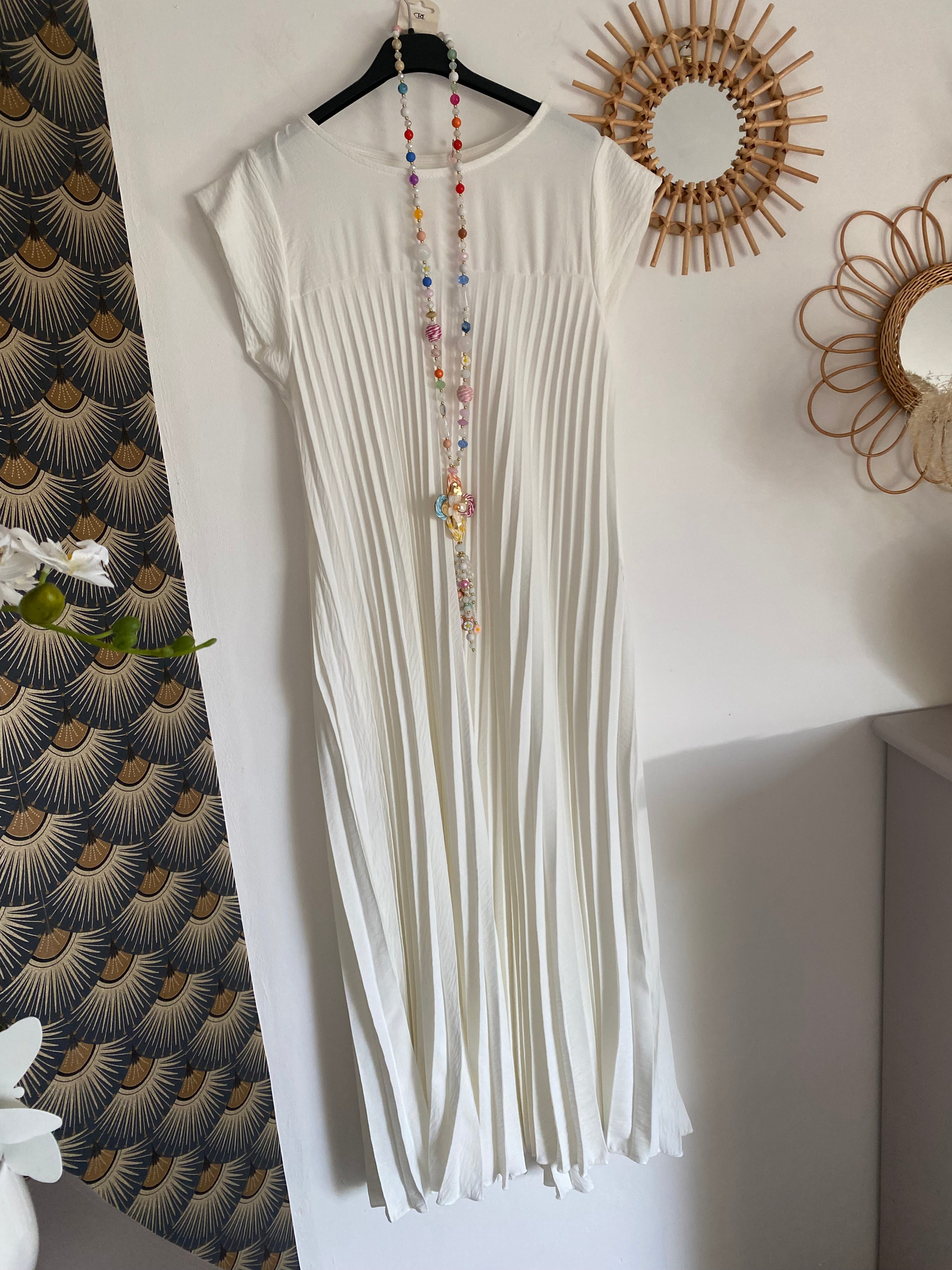 ROBE MAGIQUE  TU 36/46  BLANC