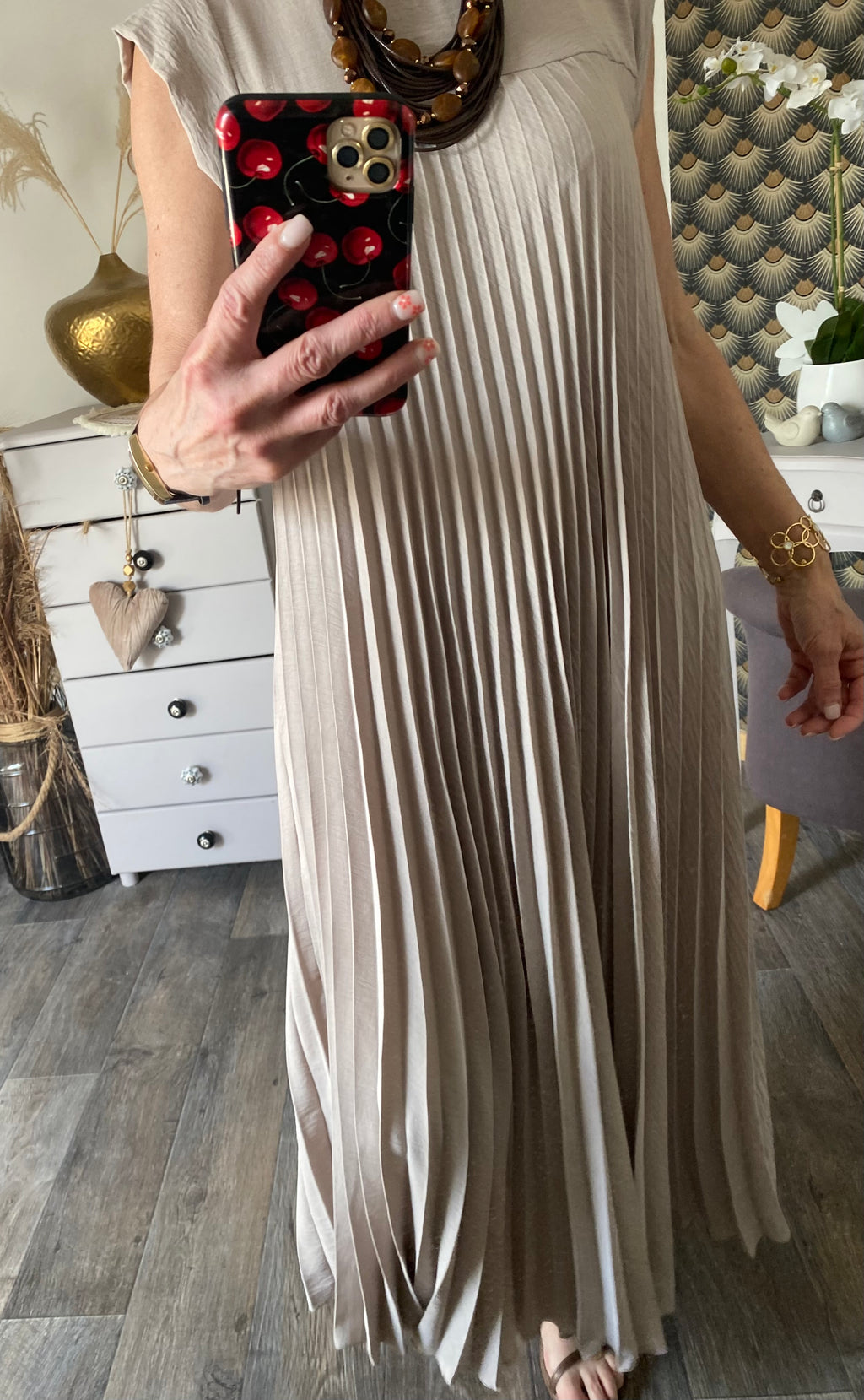 ROBE MAGIQUE  TU 36/46  BEIGE