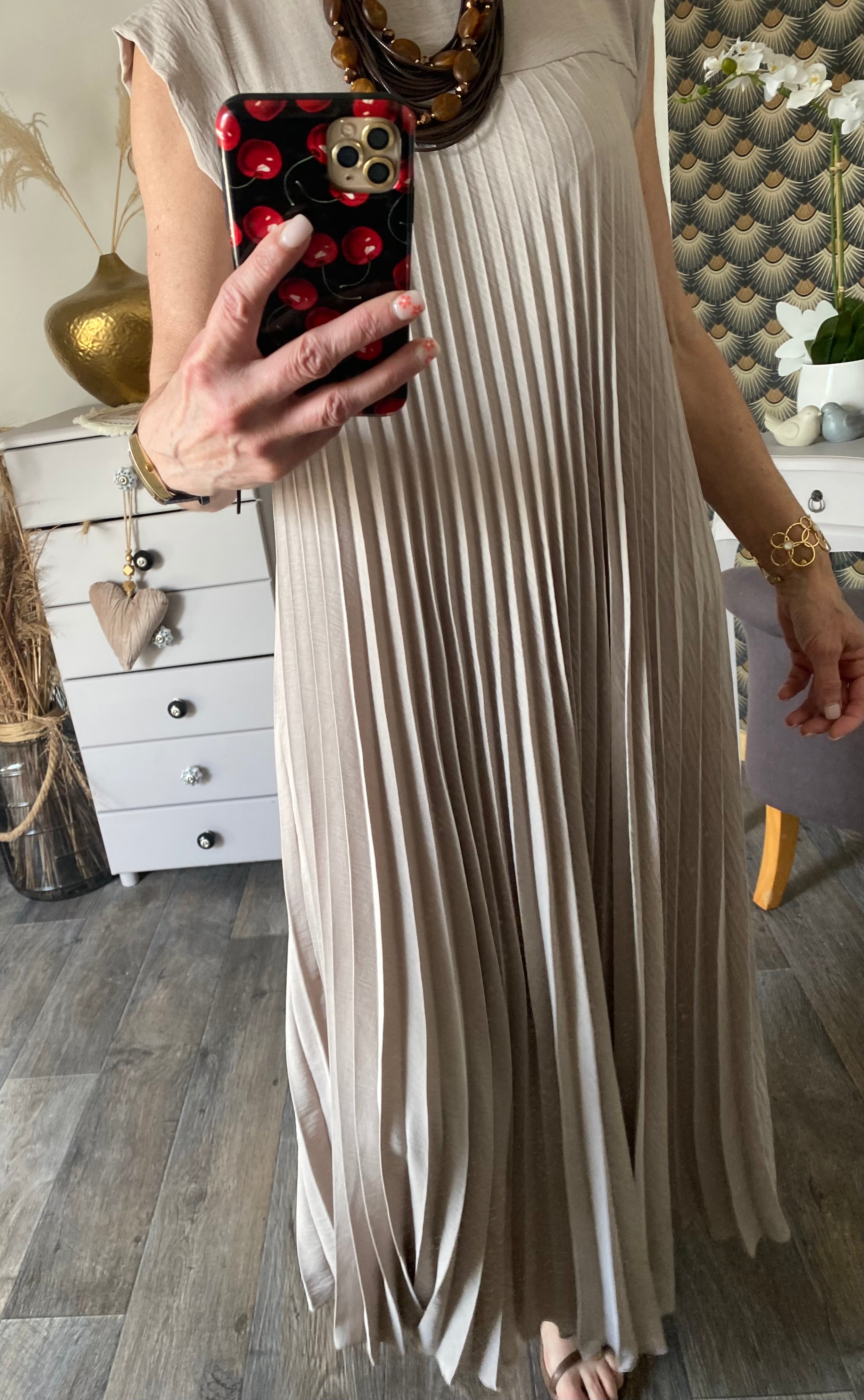 ROBE MAGIQUE  TU 36/46  BEIGE