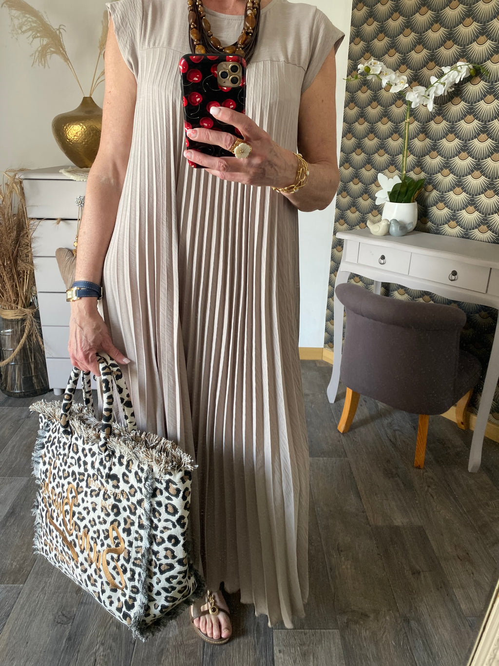 ROBE MAGIQUE  TU 36/46  BEIGE
