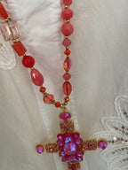 COLLIER  CROIX  FUSHIA