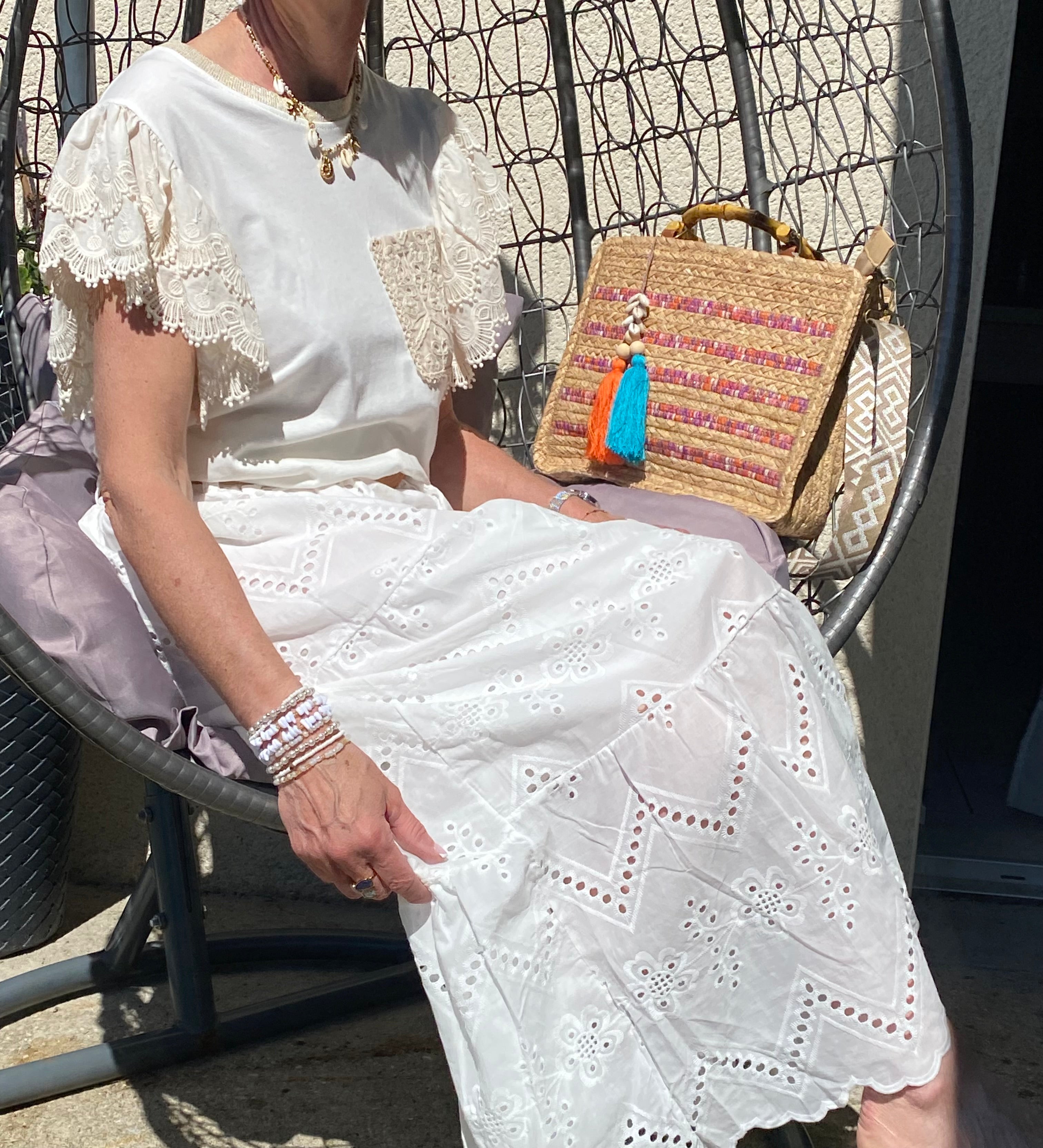 JUPE BOHEME  38/46  BRODERIE ANGLAISE