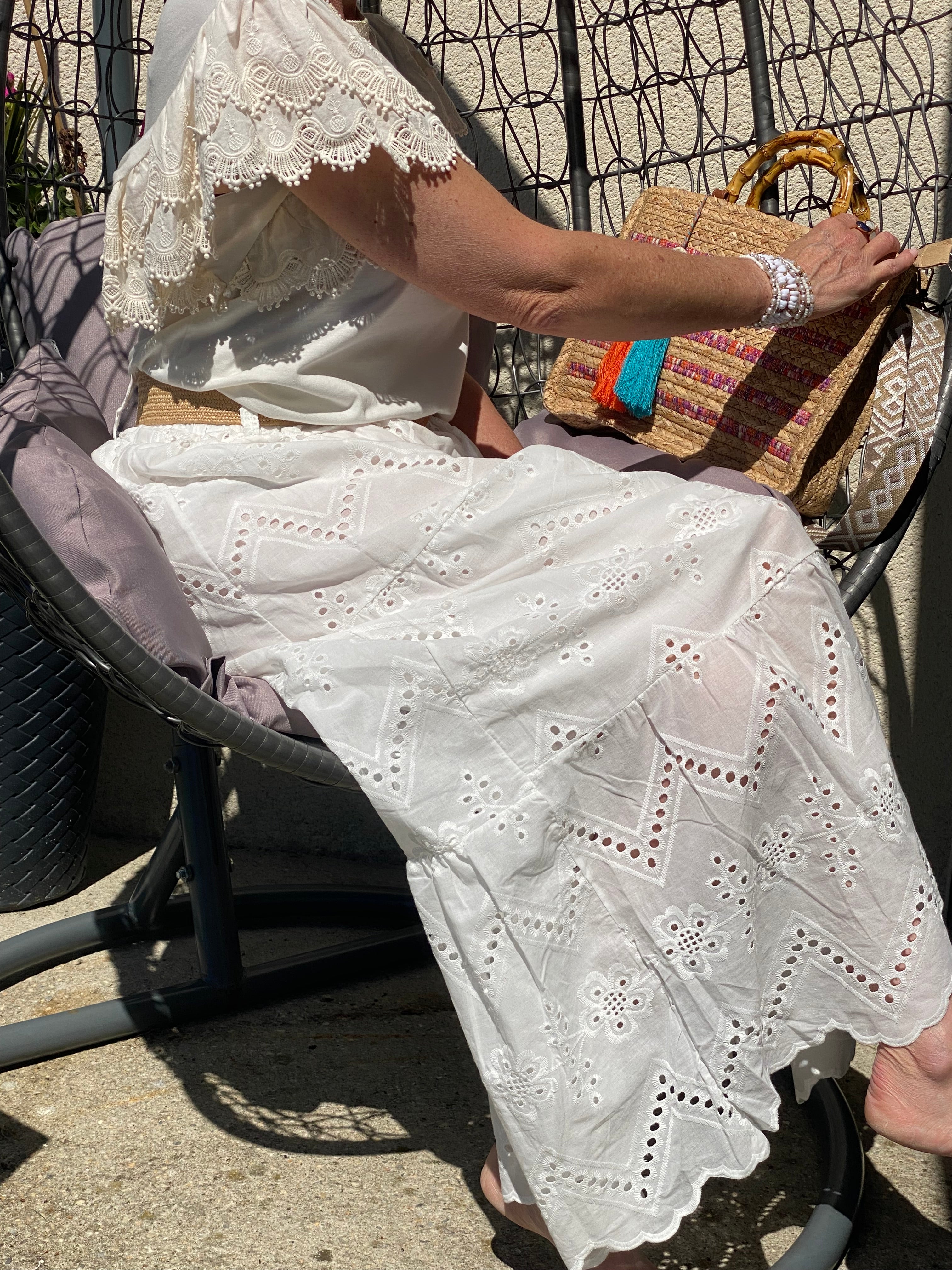 JUPE BOHEME  38/46  BRODERIE ANGLAISE