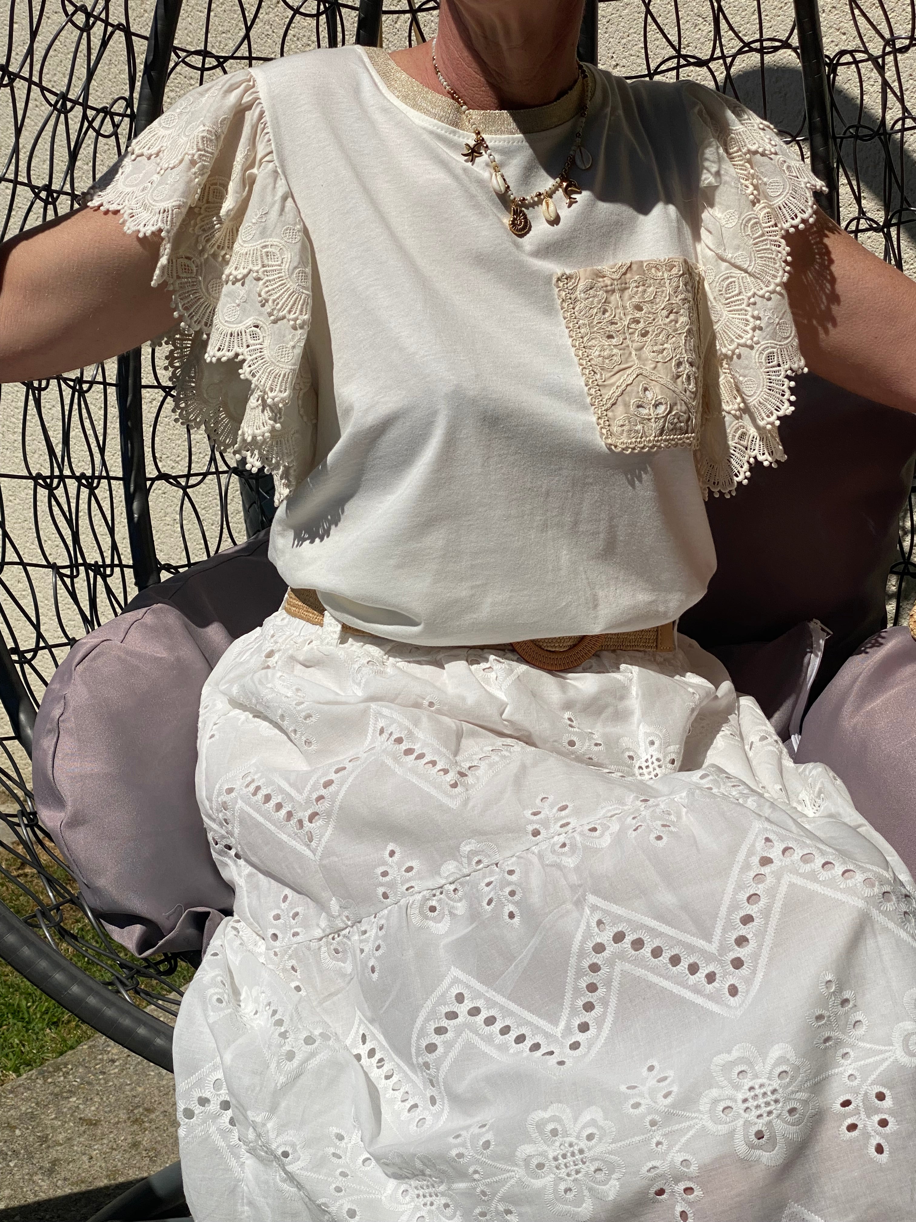 JUPE BOHEME  38/46  BRODERIE ANGLAISE