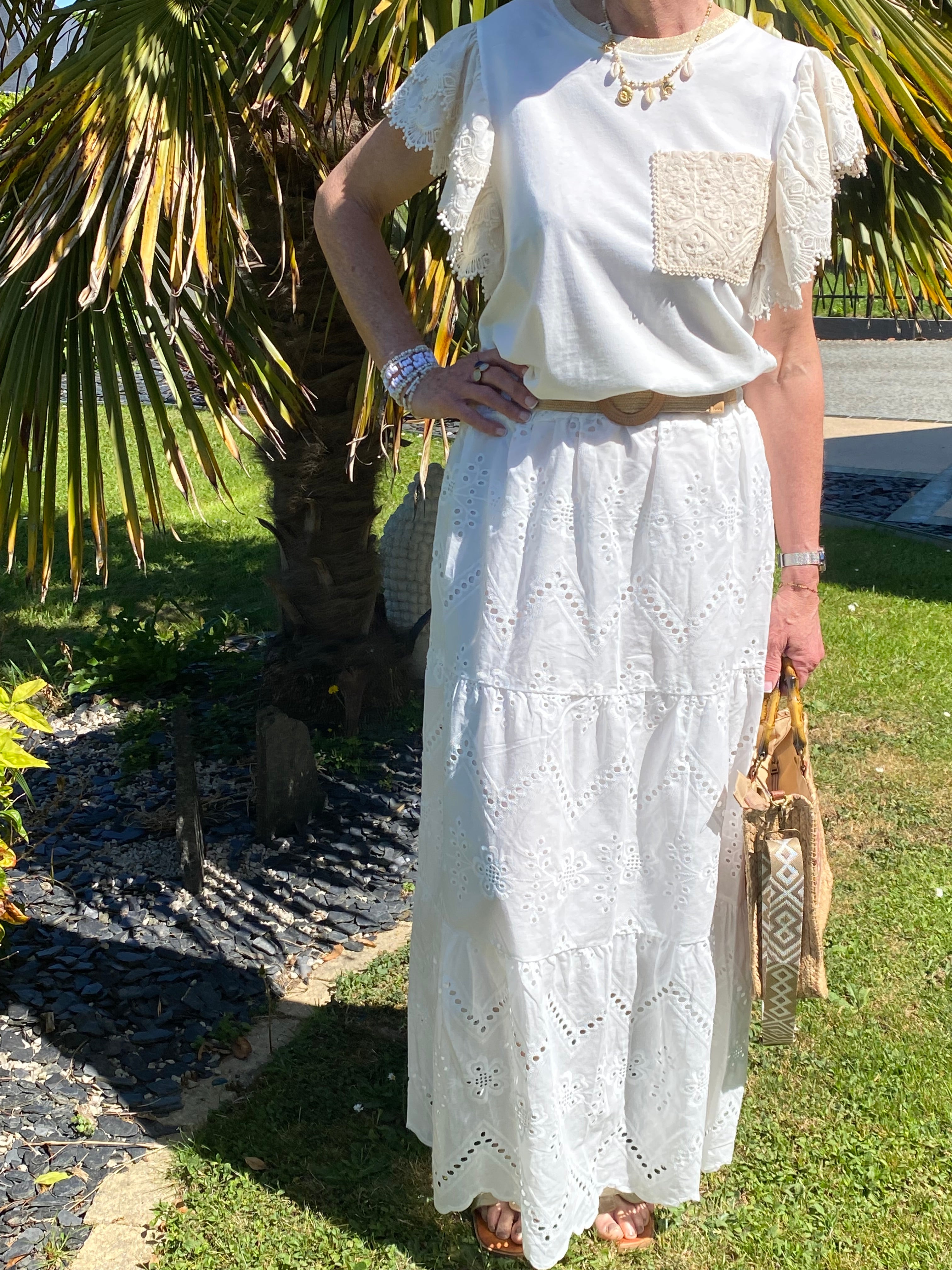 JUPE BOHEME  38/46  BRODERIE ANGLAISE