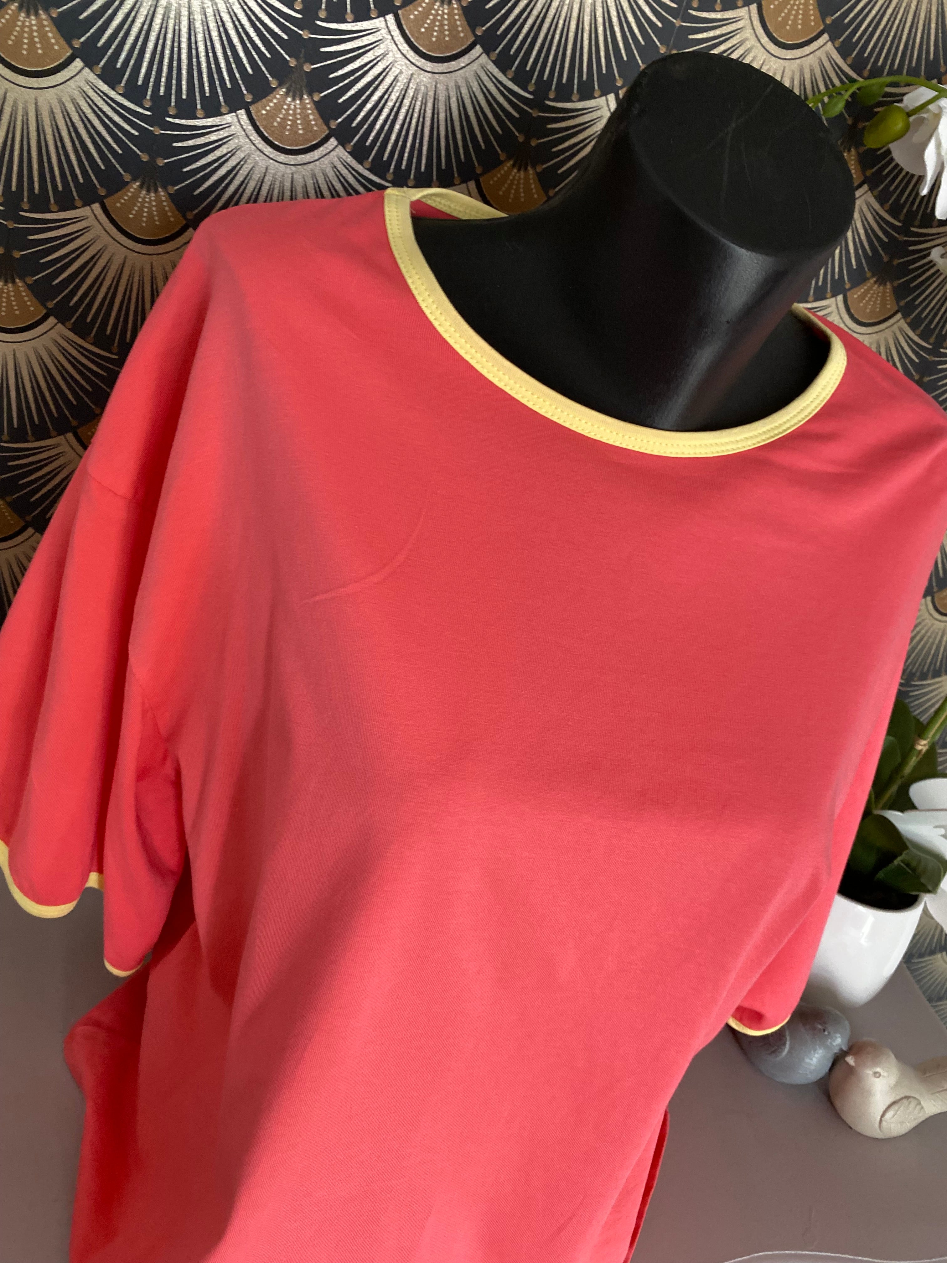 T-SHIRT   THE CORNER   ROSE / BLANC /JAUNE / TURQUOISE/CORAIL TU 34/44