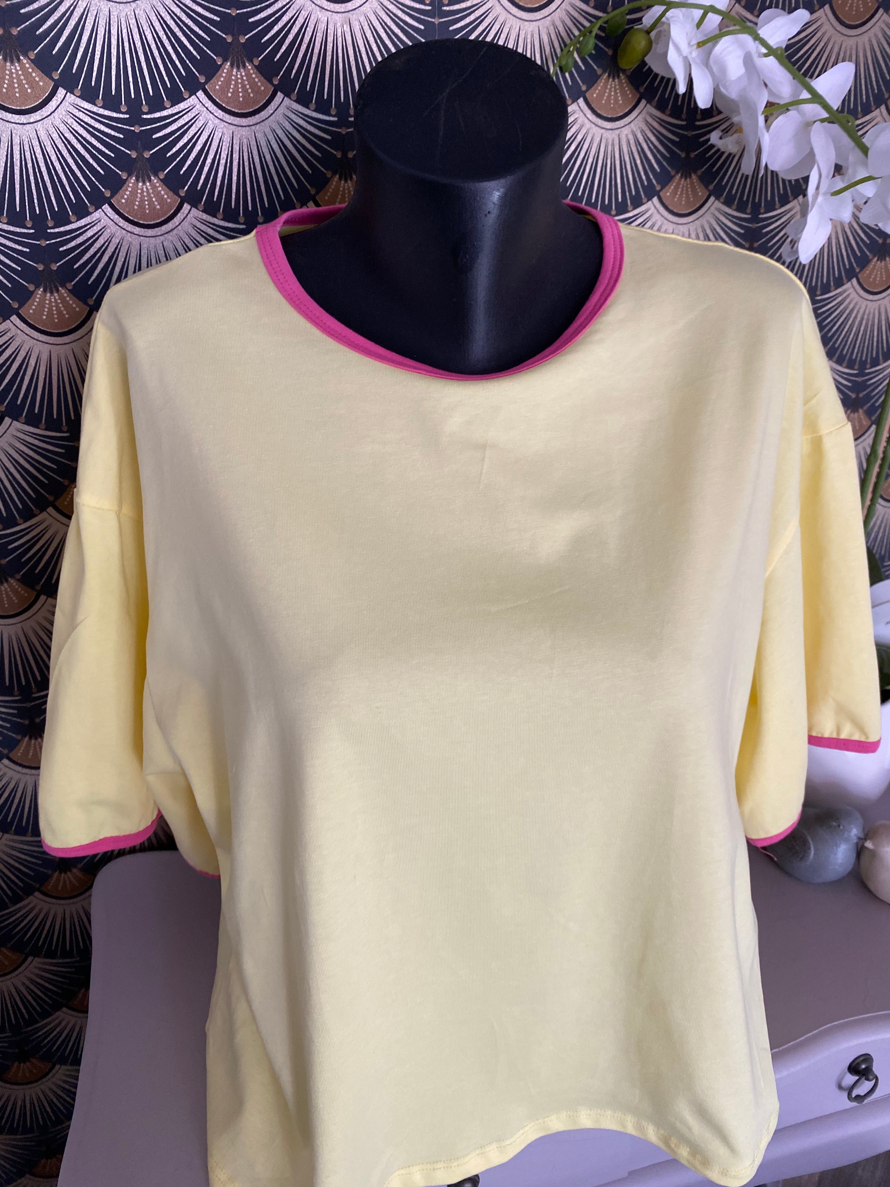 T-SHIRT   THE CORNER   ROSE / BLANC /JAUNE / TURQUOISE/CORAIL TU 34/44