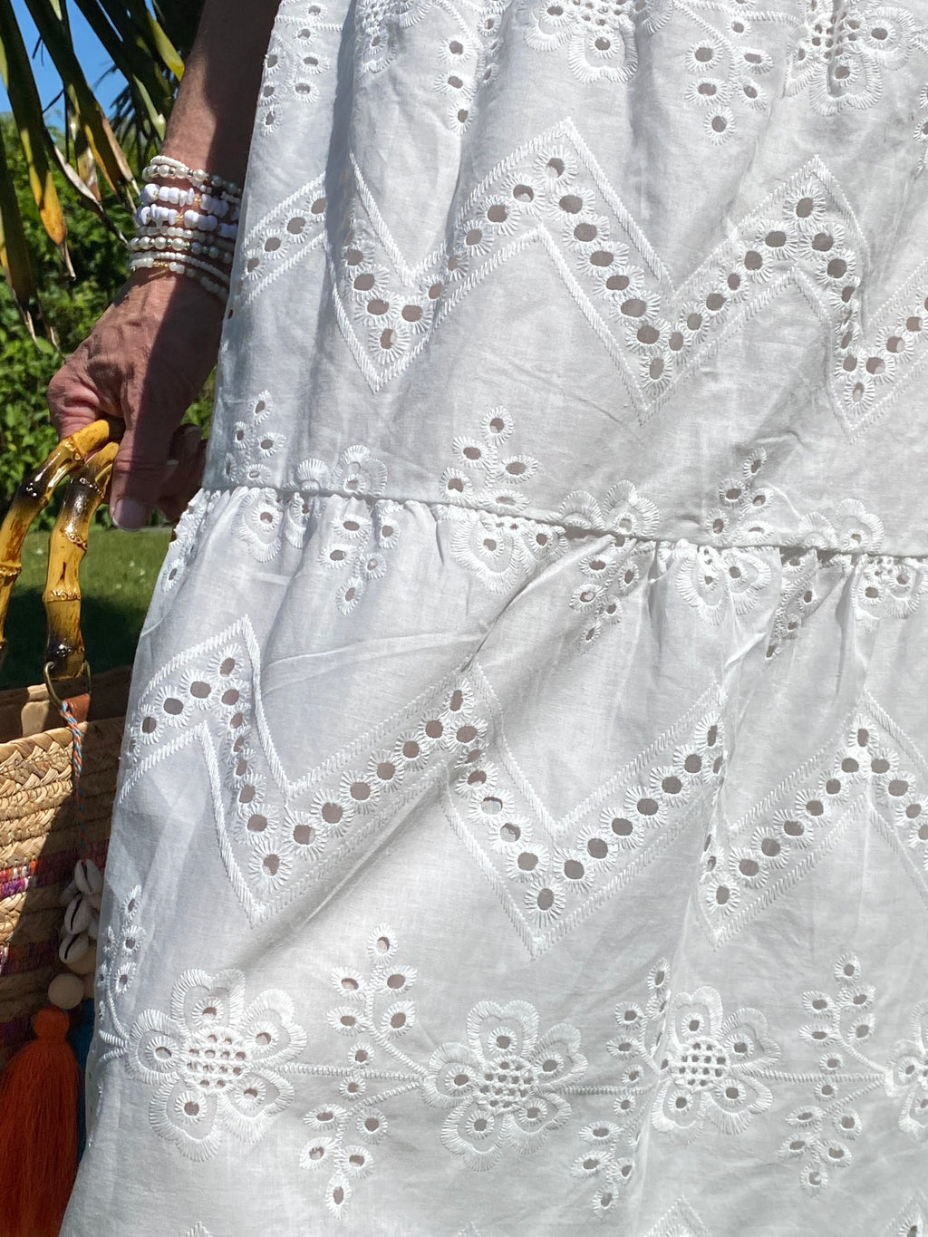 JUPE BOHEME  38/46  BRODERIE ANGLAISE