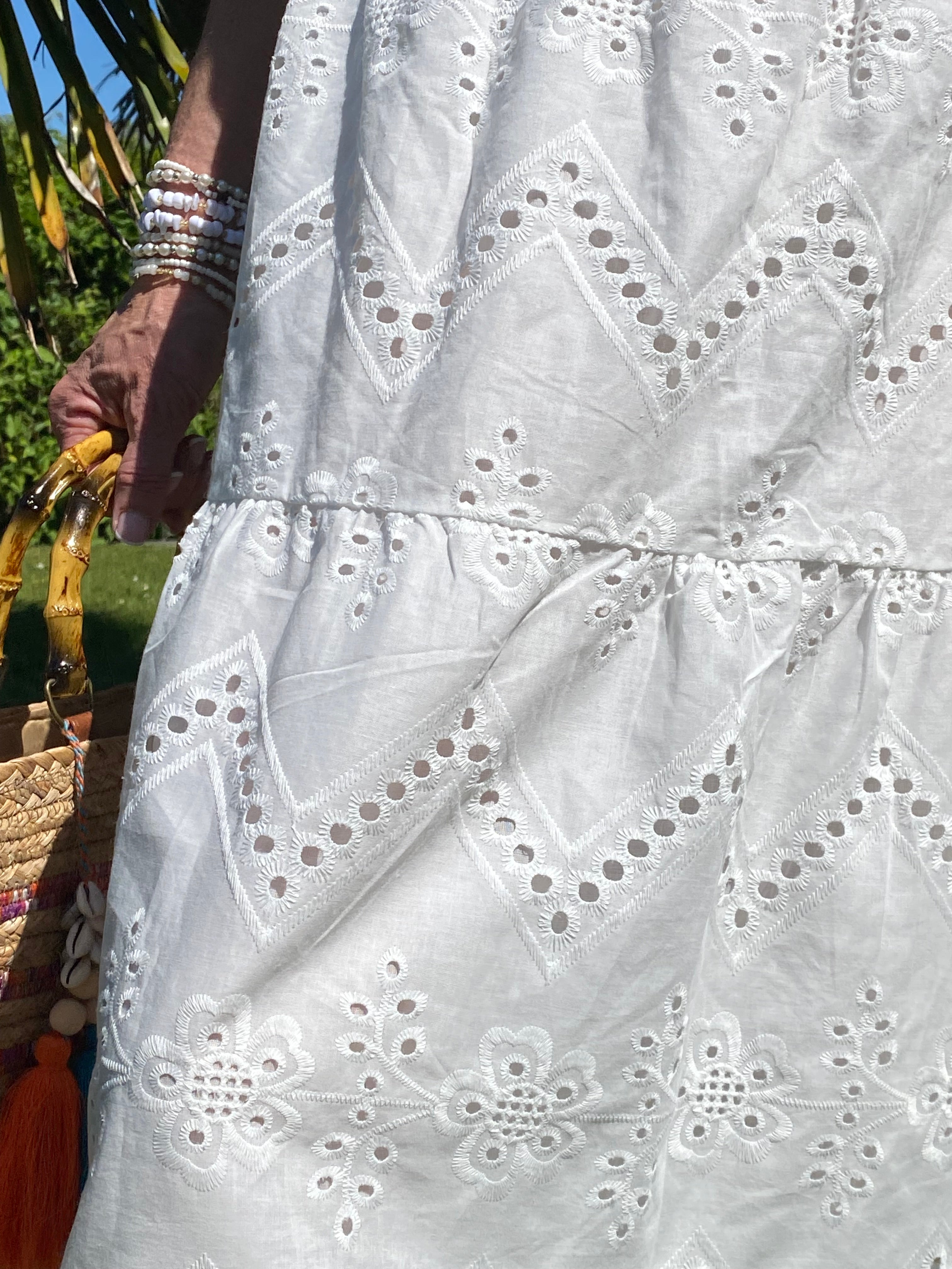 JUPE BOHEME  38/46  BRODERIE ANGLAISE