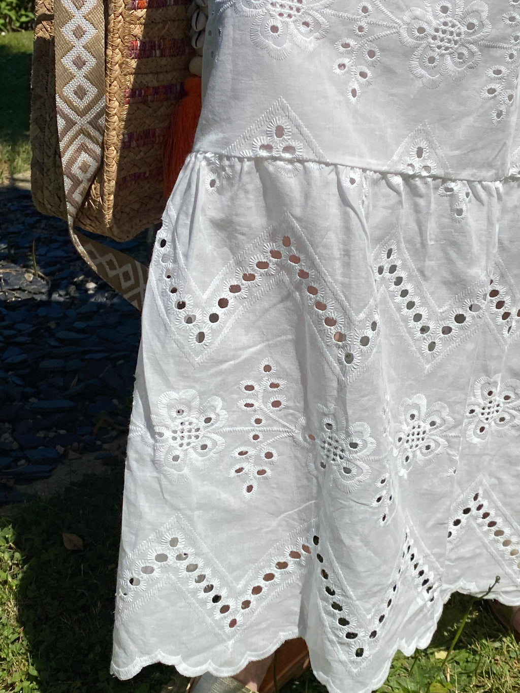 JUPE BOHEME  38/46  BRODERIE ANGLAISE