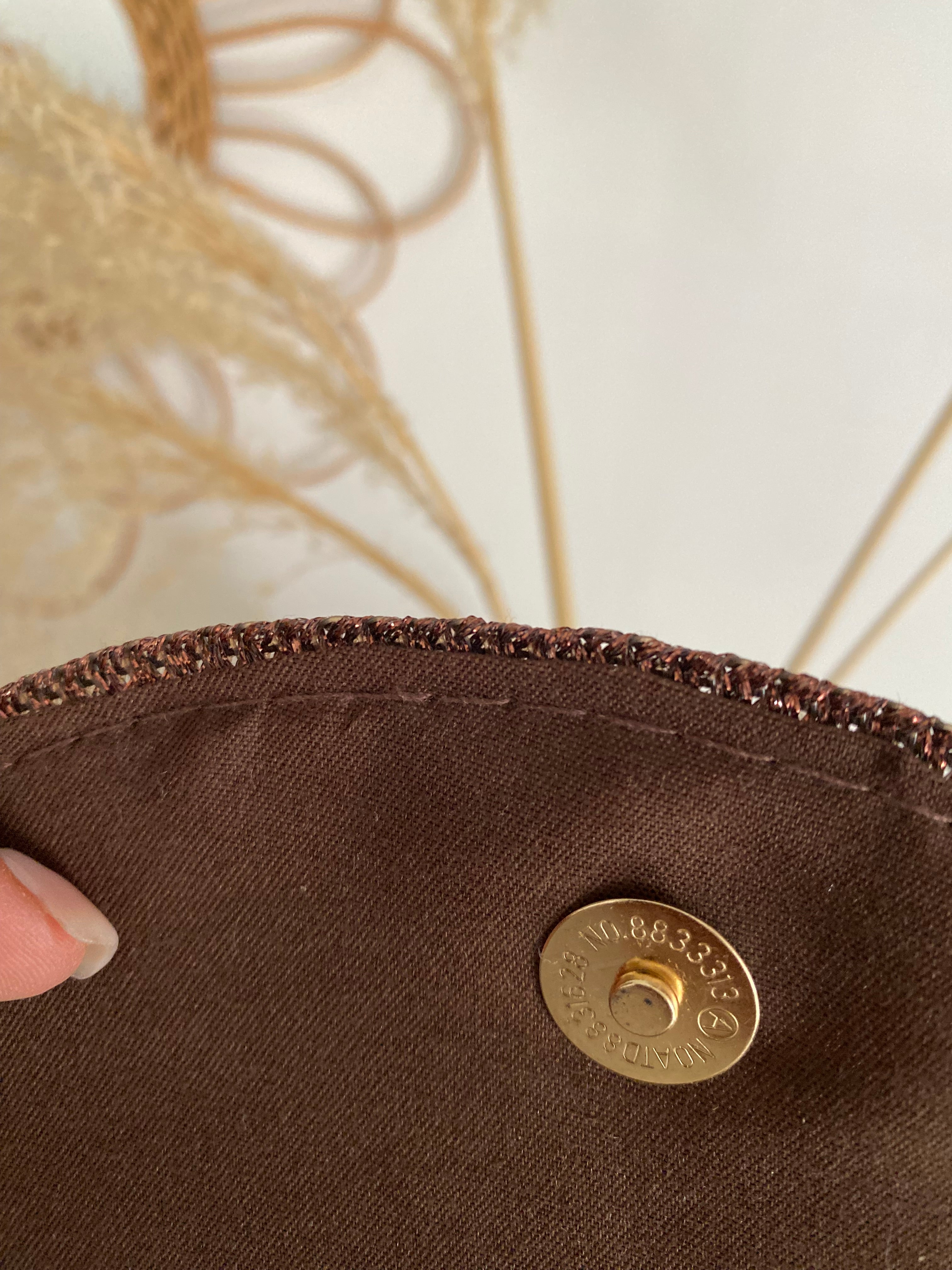 SAC POCHETTE IRISEE CHOCO
