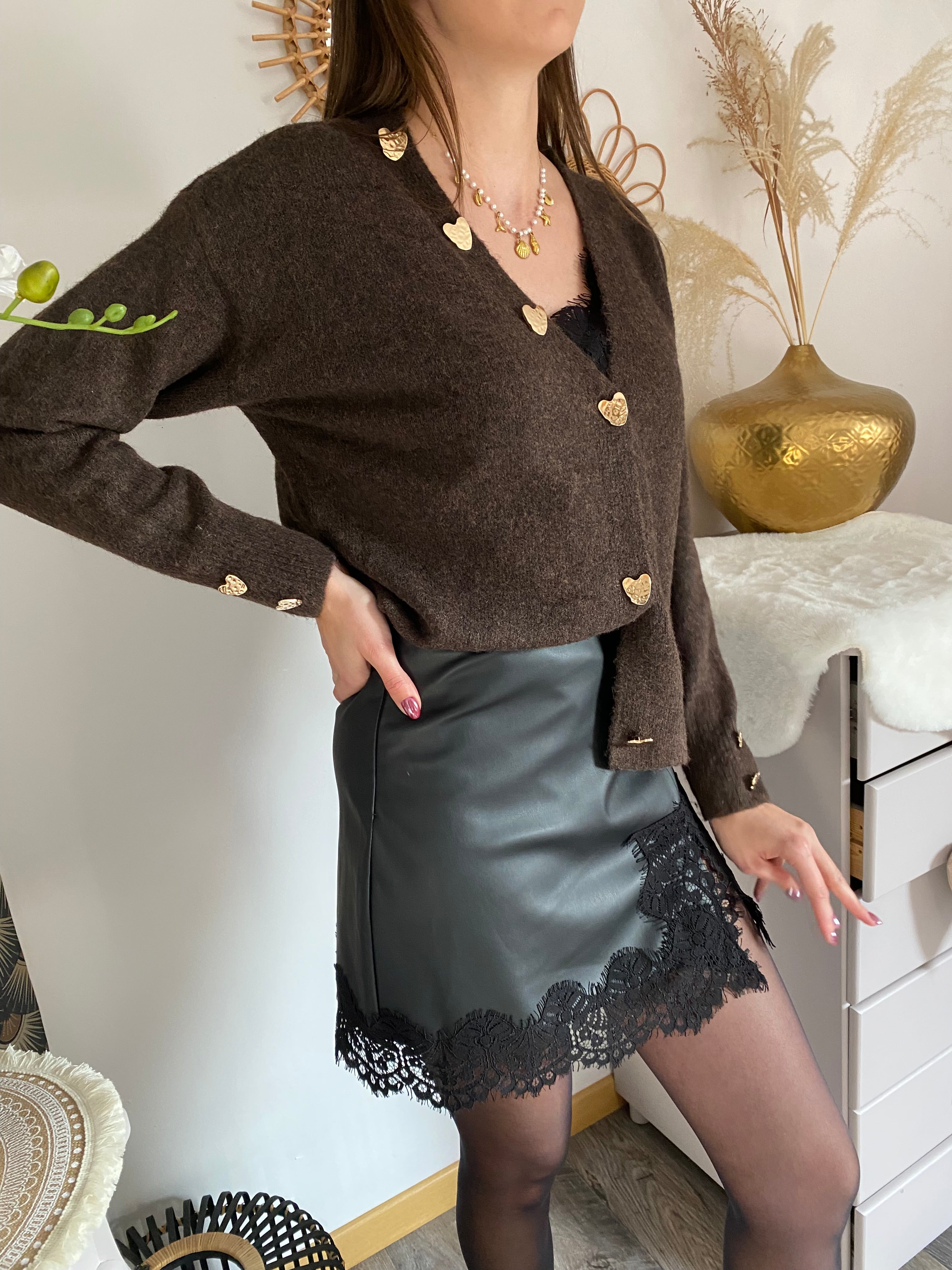 JUPE SHORT SIMILI NOIRE   TAILLES:S OU M