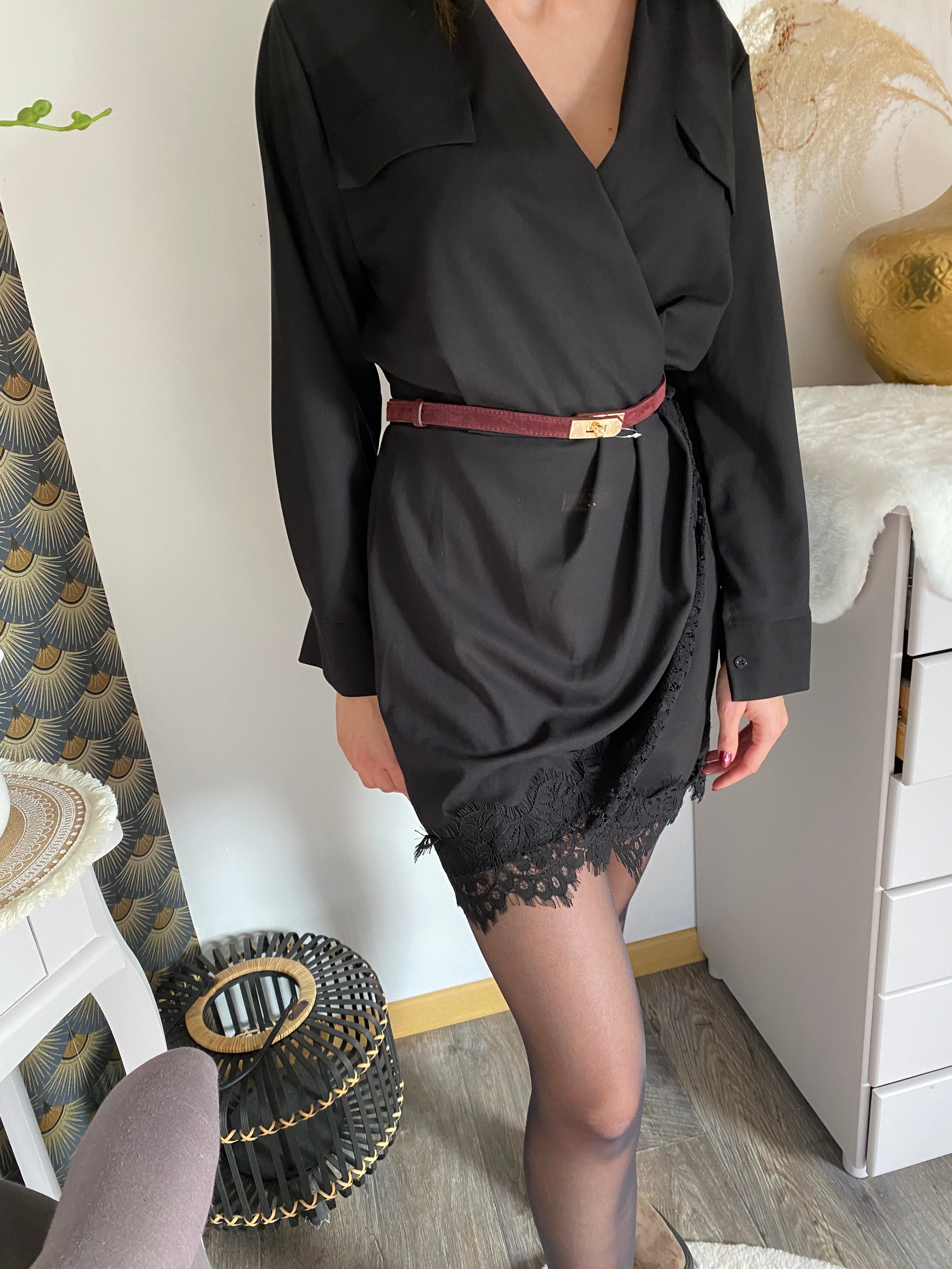 ROBE DENTELLE NOIRE  TU36/42