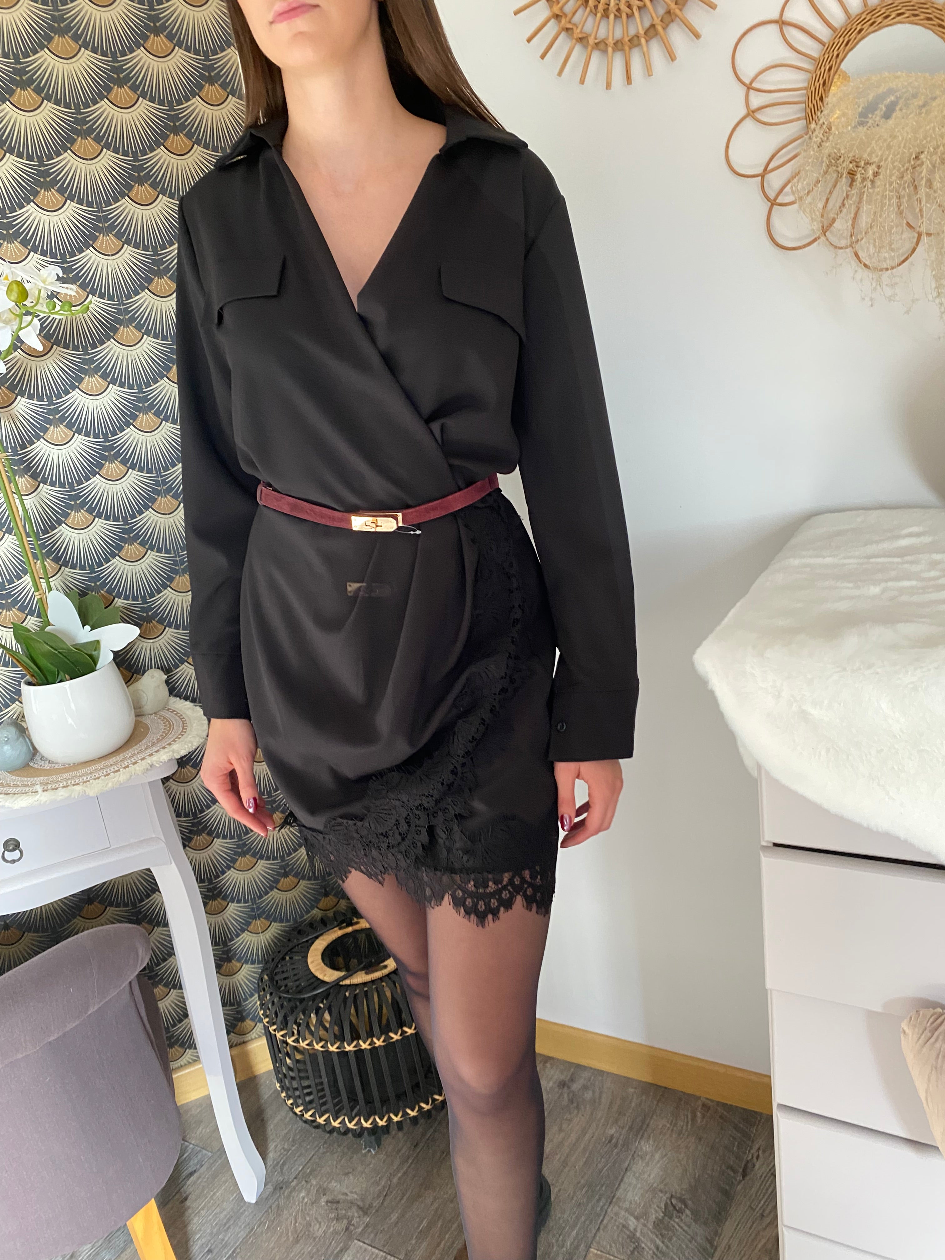 ROBE DENTELLE NOIRE  TU36/42